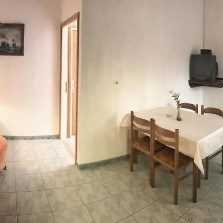 14399c Apartman *